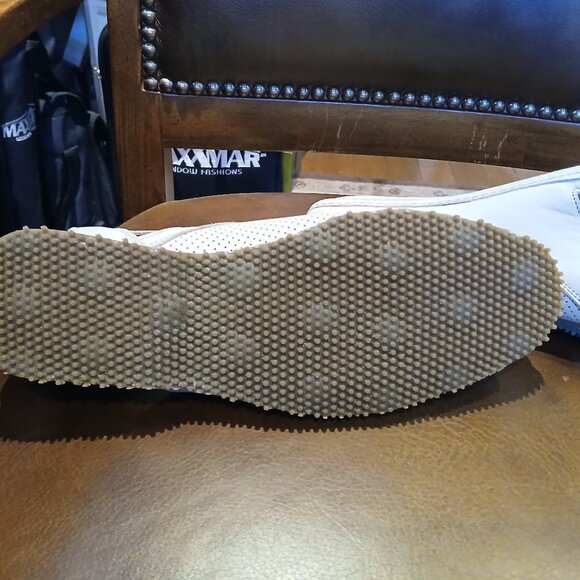 Mens leather casual vacation shoes. - Picture 4 of 8